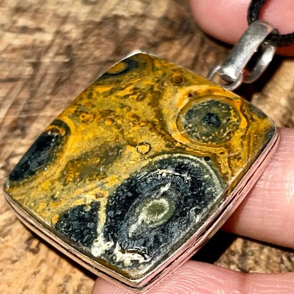 Yellow Green Bumblebee Jasper 2” - Picture 4 of 14